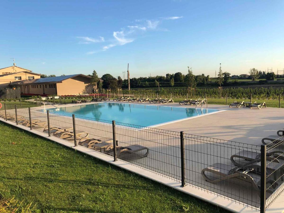 Agricamping Al Grappolo di Vino in Lazise - Gardasee Esterno foto